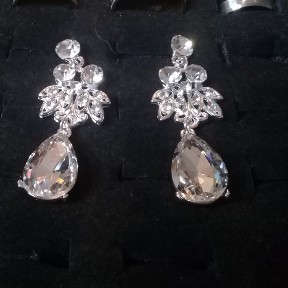 CZ Crystal lace style earrings - Picture 2 of 3